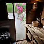 Finnisches Holzhaus By Interhome 度假居