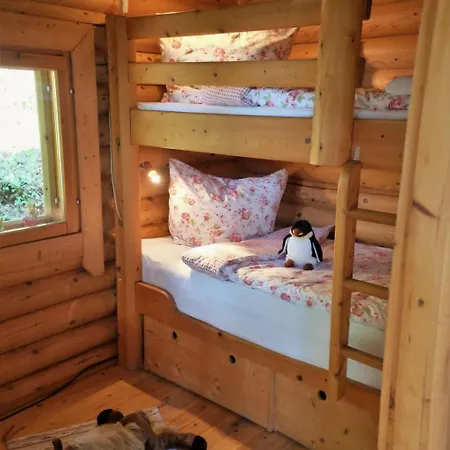 בית נופש Finnisches Holzhaus By Interhome
